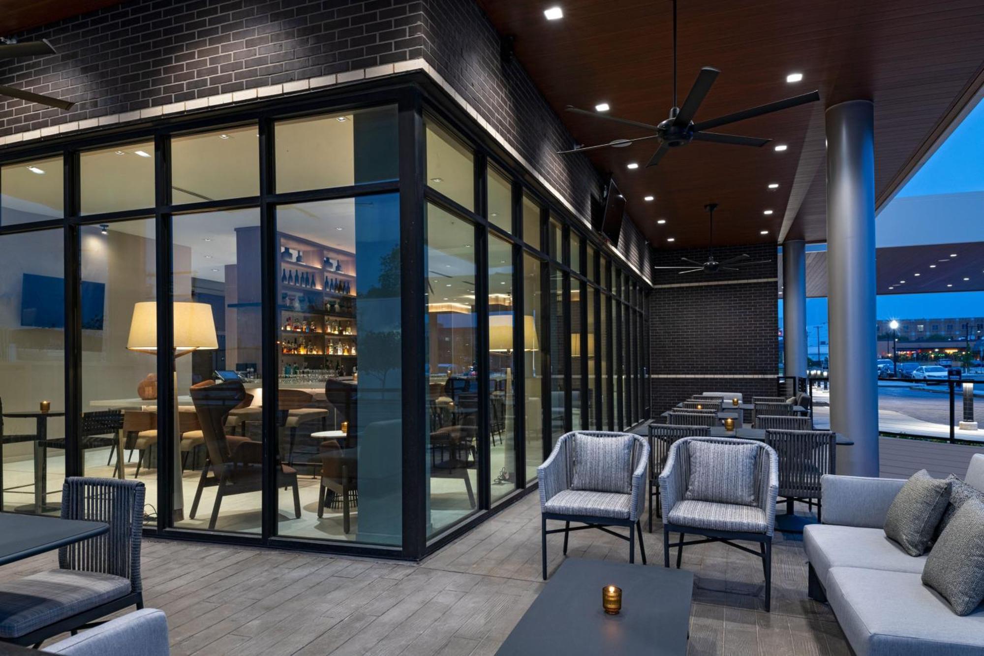 Ac Hotel By Marriott Waco Downtown Buitenkant foto